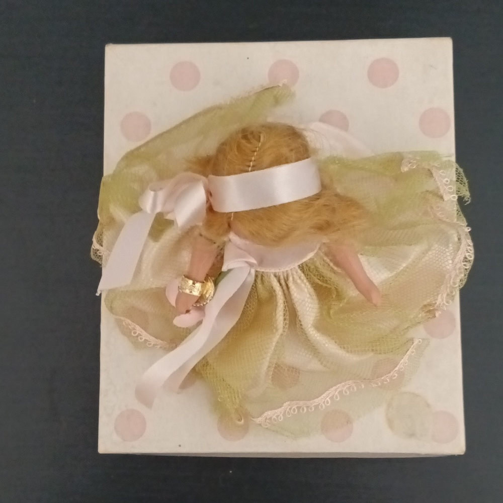 Nancy Ann Storybook Doll #90 Seasons Series Spring w/Box, Tag & more - Picture 8 of 17